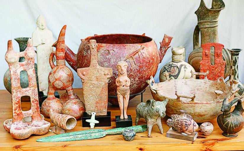 ΔΩΡΕΑ ΑΡΧΑΙΟΛΟΓΙΚΗΣ ΣΥΛΛΟΓΗΣ ΝΤΕΪΒΙΝΤ ΤΖΟΝΣΟΝ ΣΤΗΝ ΙΕΡΑ ΜΟΝΗ ΚΥΚΚΟΥ